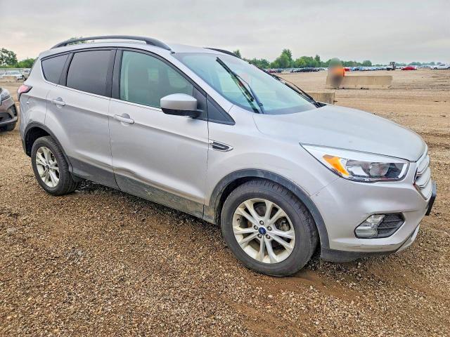 Продажа на аукционе авто 2018 Ford Escape, vin: 1FMCU0GD2JUD16242, номер лота: 61116766