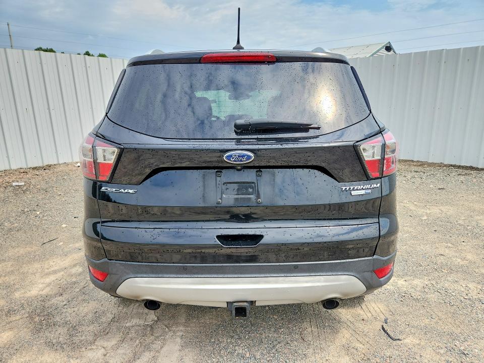 Продажа на аукционе авто 2018 Ford Escape, vin: 1FMCU9J95JUB37234, номер лота: 64493216