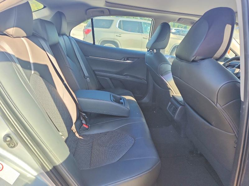 Продаж на аукціоні авто 2019 Toyota Camry, vin: 4T1B61HK4KU740290, номер лоту: 64908866