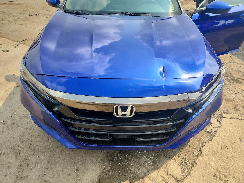 2018 Honda Accord მანქანა იყიდება აუქციონზე, vin: 1HGCV1F3XJA014894, აუქციონის ნომერი: 65375266