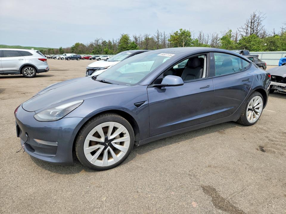 64607116 :رقم المزاد ، 5YJ3E1EB0MF975071 vin ، 2021 Tesla Model 3 مزاد بيع