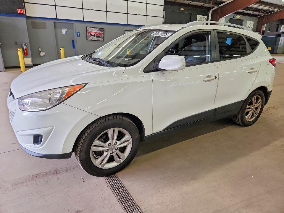 Продажа на аукционе авто 2011 Hyundai Tucson, vin: KM8JUCAC1BU261664, номер лота: 66970066