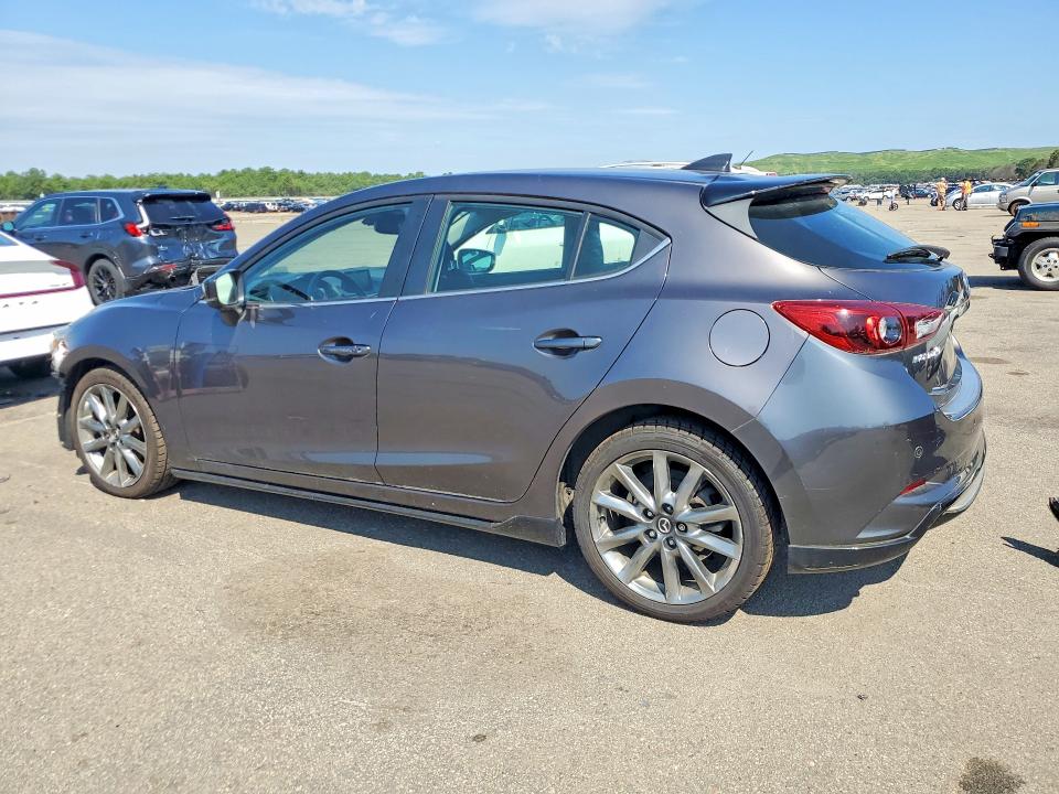 65998046 :رقم المزاد ، 3MZBN1M39JM250868 vin ، 2018 Mazda 3 مزاد بيع