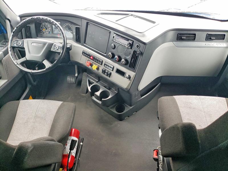 Продажа на аукционе авто 2022 Freightliner Cascadia 126, vin: 3AKJHHDR9NSNA2136, номер лота: 65536816