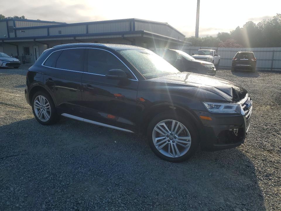 Продаж на аукціоні авто 2020 Audi Q5, vin: WA1BNAFY4L2024821, номер лоту: 64218436