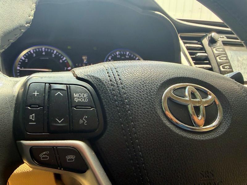65043006 :رقم المزاد ، 5TDKKRFH9GS155738 vin ، 2016 Toyota Highlander مزاد بيع