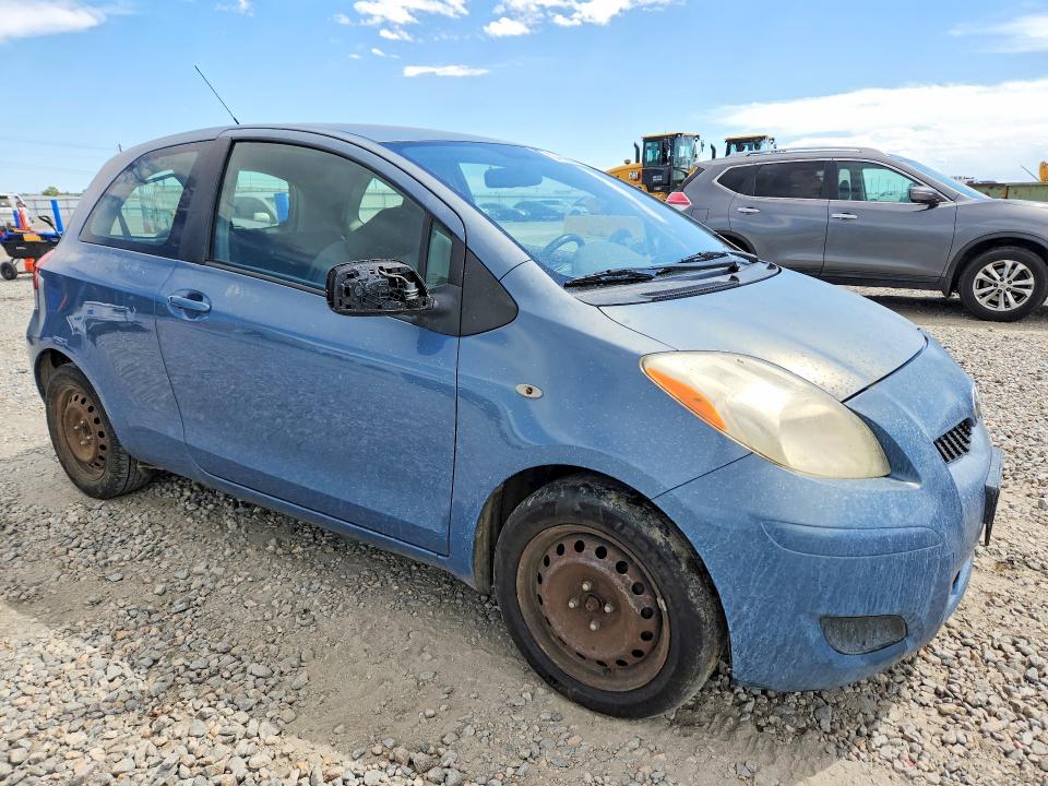 64690026 :رقم المزاد ، JTDJT4K32B5329282 vin ، 2011 Toyota Yaris مزاد بيع