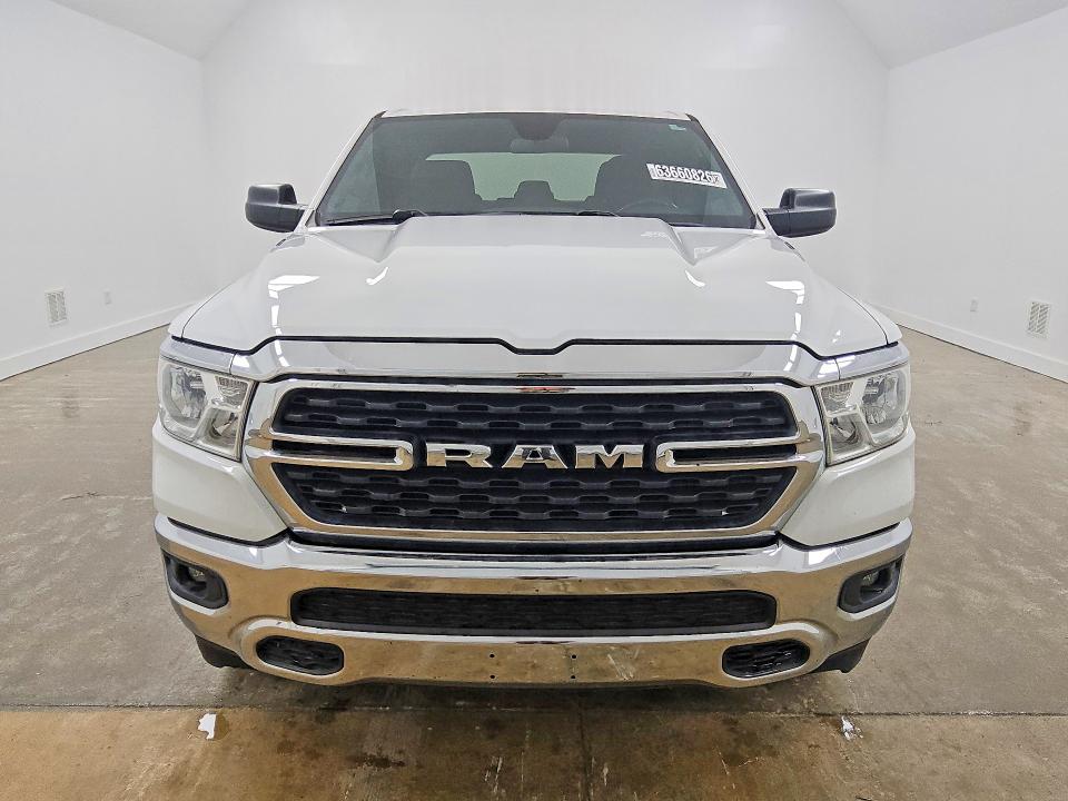 63660826 :رقم المزاد ، 1C6RREBG6NN273837 vin ، 2022 Ram 1500 مزاد بيع