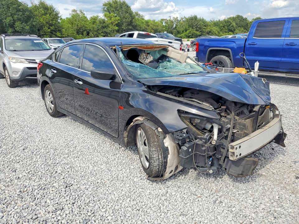2017 Nissan Altima მანქანა იყიდება აუქციონზე, vin: 1N4AL3AP0HN358616, აუქციონის ნომერი: 65541986