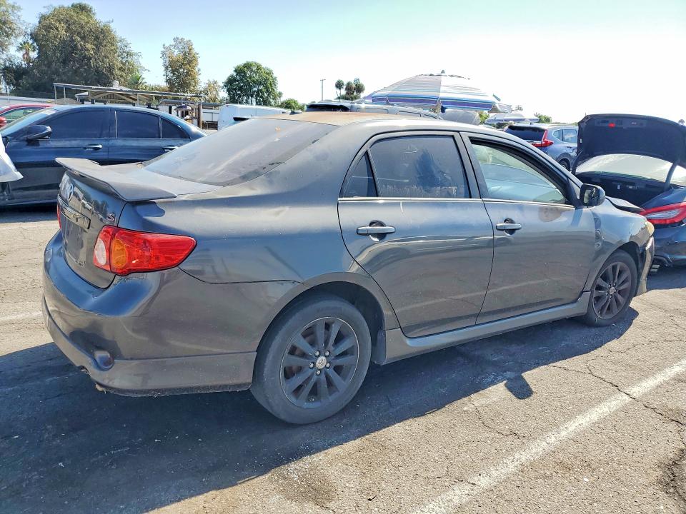 61452156 :رقم المزاد ، 2T1BU4EE5AC449349 vin ، 2010 Toyota Corolla مزاد بيع