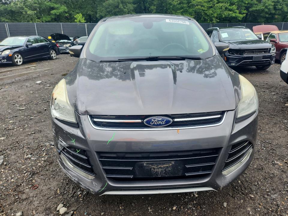 63552706 :رقم المزاد ، 1FMCU9HX8DUB44039 vin ، 2013 Ford Escape مزاد بيع