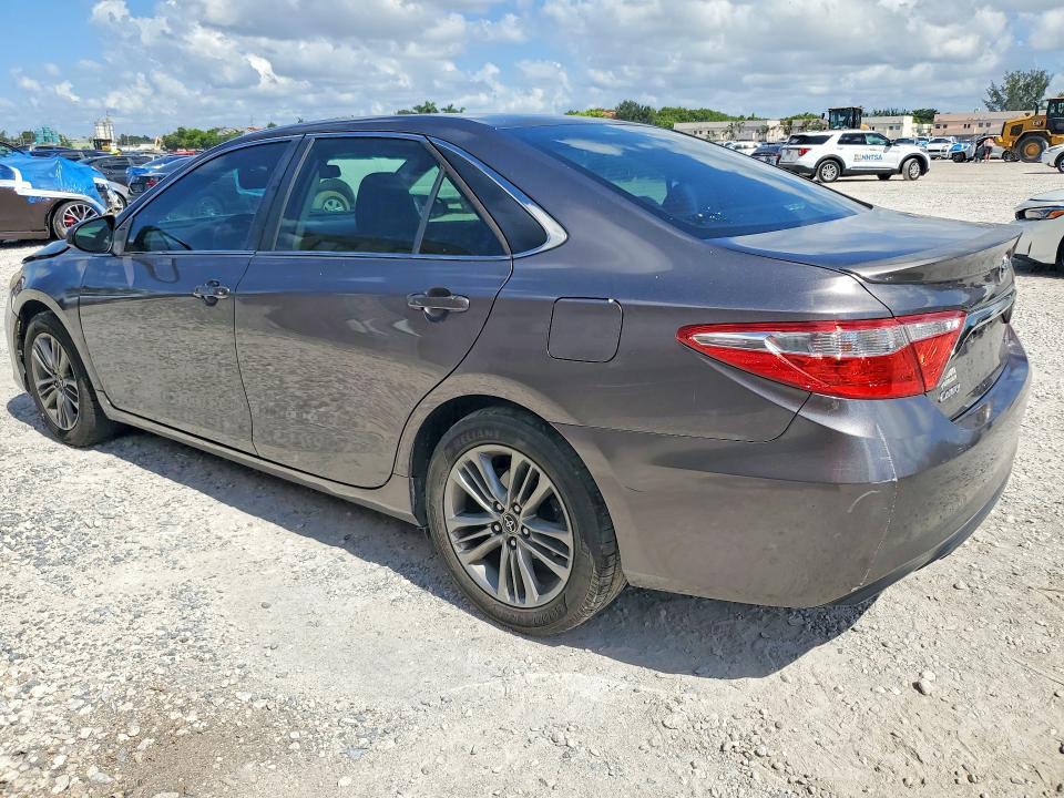 Продаж на аукціоні авто 2015 Toyota Camry, vin: 4T1BF1FK8FU922812, номер лоту: 64780366