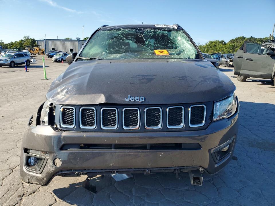 2018 Jeep Compass მანქანა იყიდება აუქციონზე, vin: 3C4NJCBBXJT502408, აუქციონის ნომერი: 64810096