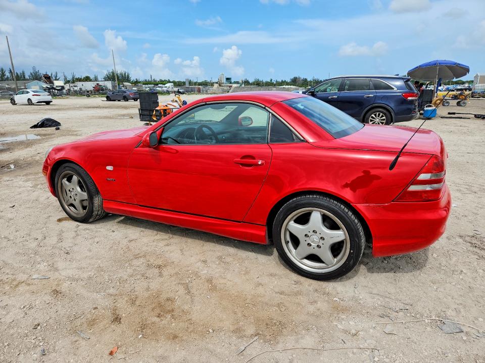 Продаж на аукціоні авто 1999 Mercedes-benz Slk, vin: WDBKK47F0XF137949, номер лоту: 64214366