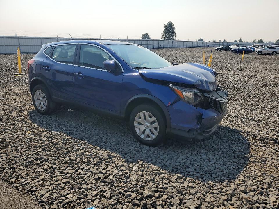2018 Nissan Rogue Sport მანქანა იყიდება აუქციონზე, vin: JN1BJ1CR9JW258136, აუქციონის ნომერი: 63729636