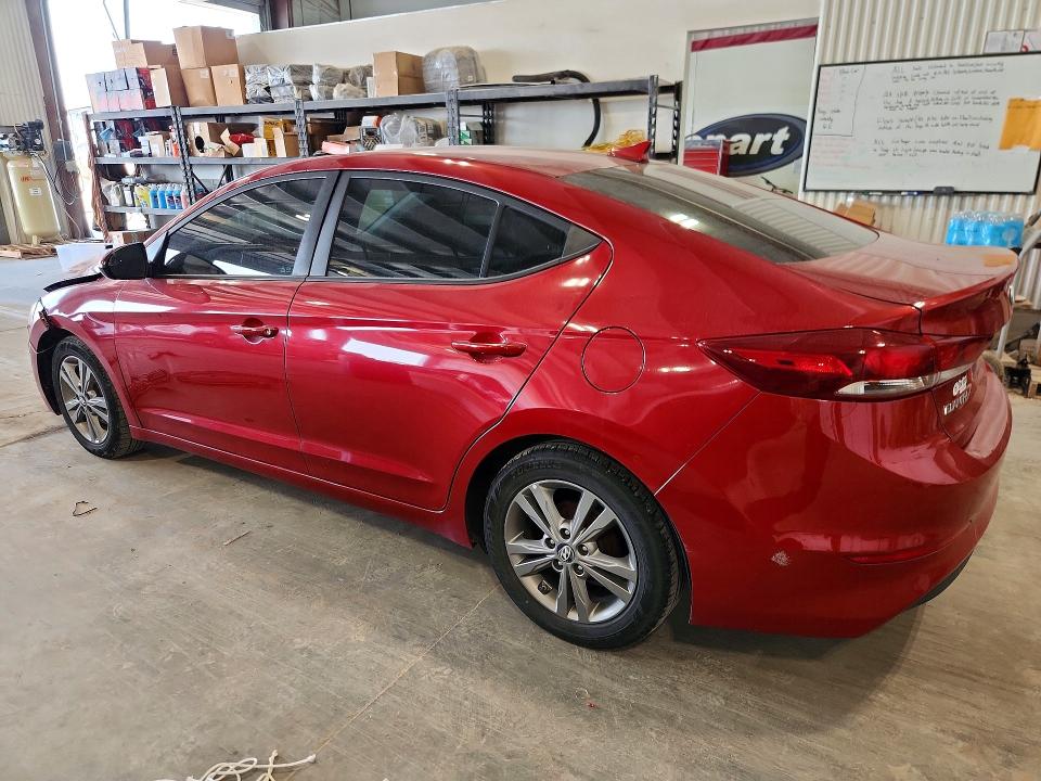 65670796 :رقم المزاد ، 5NPD84LF0HH176031 vin ، 2017 Hyundai Elantra مزاد بيع