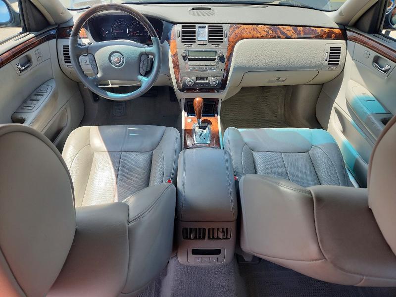 2011 Cadillac Dts მანქანა იყიდება აუქციონზე, vin: 1G6KD5E64BU122737, აუქციონის ნომერი: 64114766