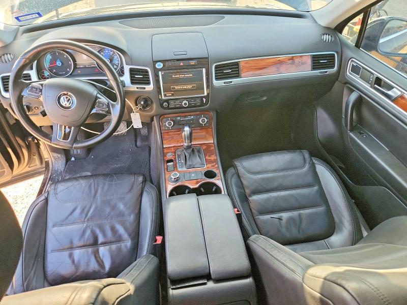 2012 Volkswagen Touareg მანქანა იყიდება აუქციონზე, vin: WVGFK9BP1CD001251, აუქციონის ნომერი: 65692876