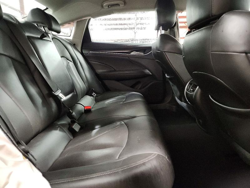 63012856 :رقم المزاد ، 1G4ZP5SS1HU137155 vin ، 2017 Buick Lacrosse مزاد بيع