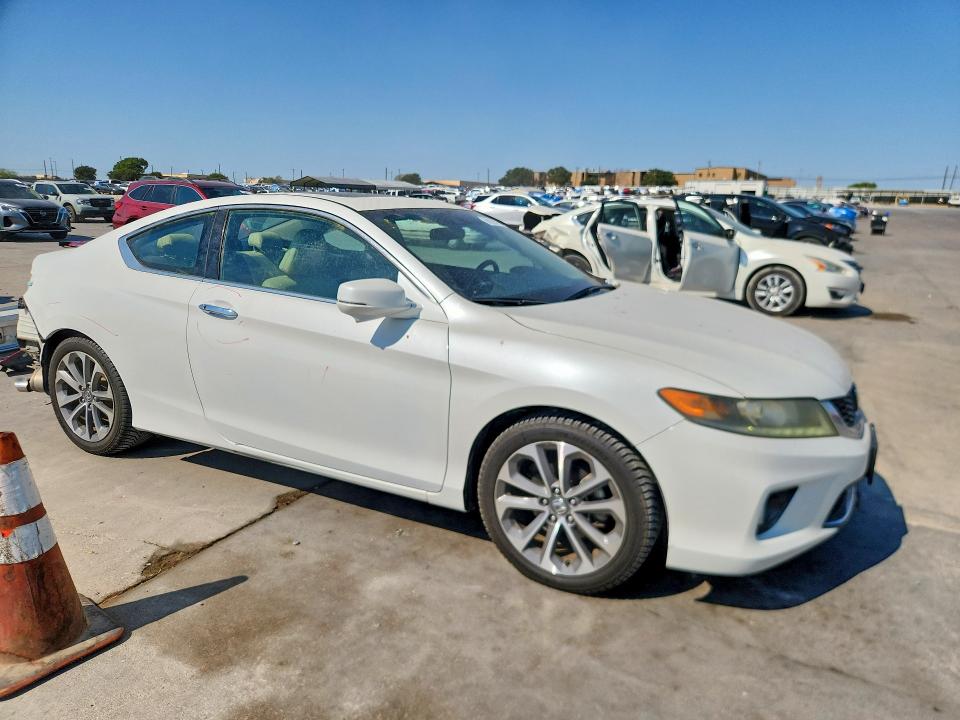 2014 Honda Accord მანქანა იყიდება აუქციონზე, vin: 1HGCT2B84EA004252, აუქციონის ნომერი: 66229576