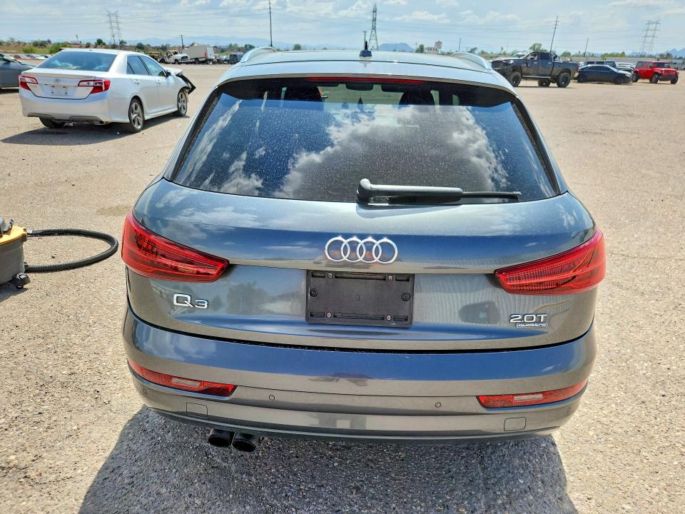 64666866 :رقم المزاد ، WA1JCCFS7JR015589 vin ، 2018 Audi Q3 مزاد بيع