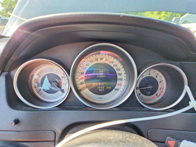 2014 Mercedes-benz C მანქანა იყიდება აუქციონზე, vin: WDDGF8AB1EA965257, აუქციონის ნომერი: 66280746