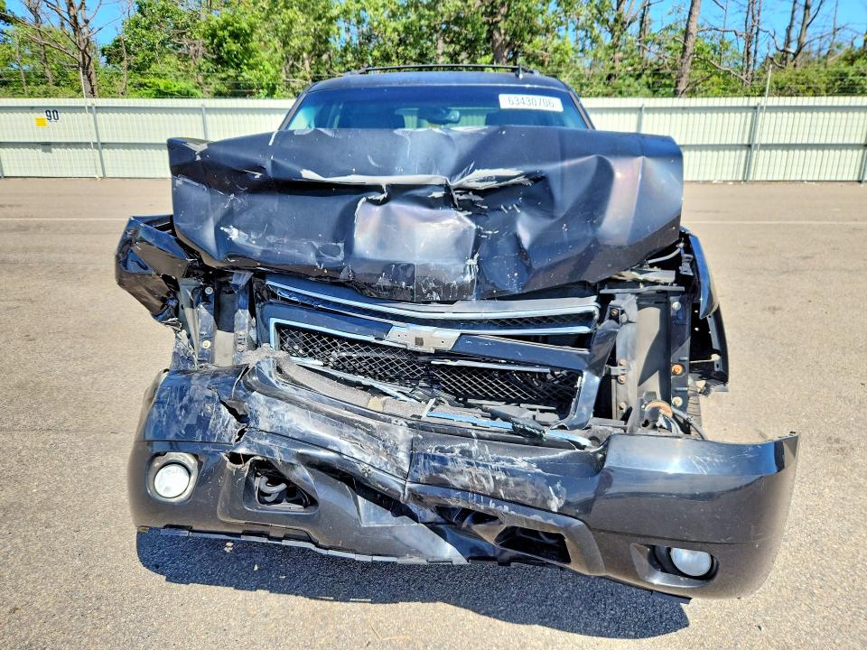 63430706 :رقم المزاد ، 1GNFK13028R145884 vin ، 2008 Chevrolet Tahoe مزاد بيع