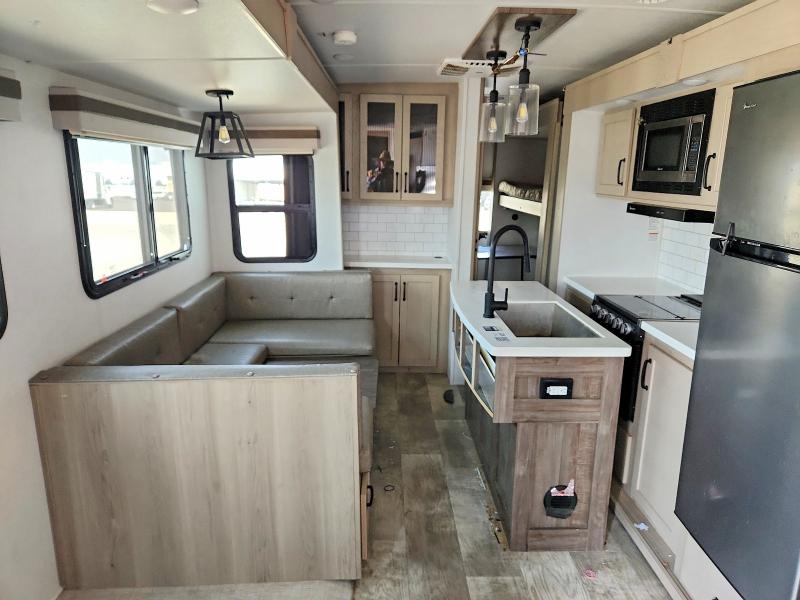 Продаж на аукціоні авто 2024 Foresriver Rockwood, vin: 4X4TRLN25R1906502, номер лоту: 60415626