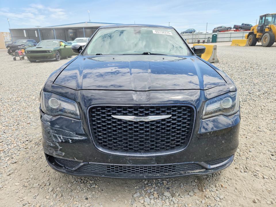 65738376 :رقم المزاد ، 2C3CCARG7KH691010 vin ، 2019 Chrysler 300 مزاد بيع