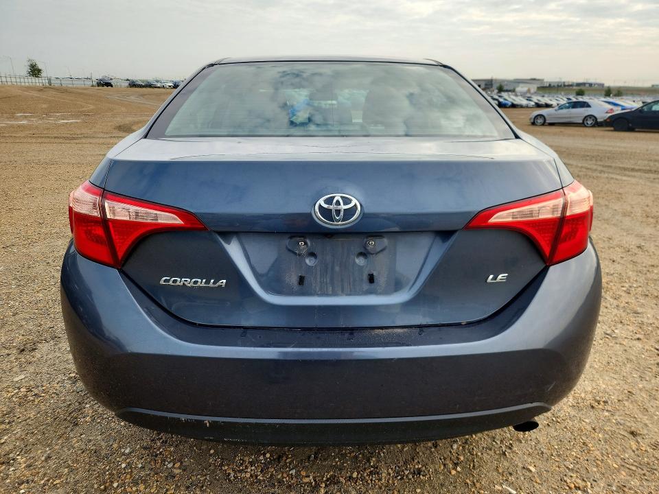63348146 :رقم المزاد ، 2T1BURHE6JC075505 vin ، 2018 Toyota Corolla مزاد بيع