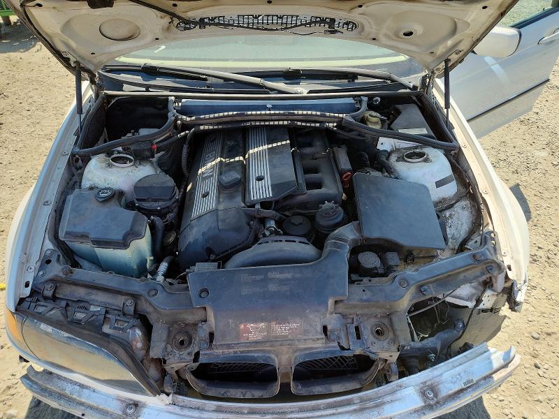 63182506 :رقم المزاد ، WBAEV33463KL85934 vin ، 2003 Bmw 325 مزاد بيع