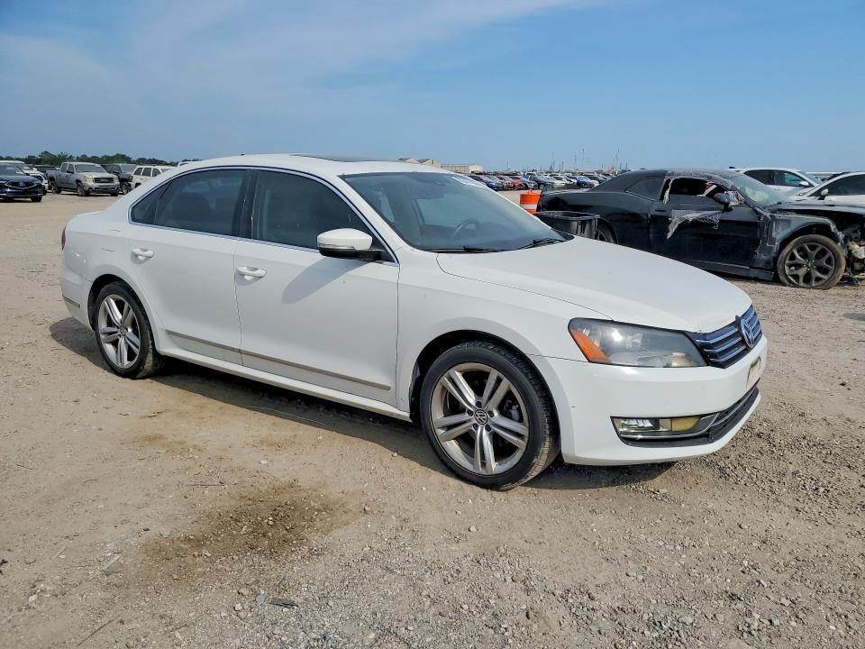 Продажа на аукционе авто 2015 Volkswagen Passat, vin: 1VWBS7A36FC004711, номер лота: 65337406