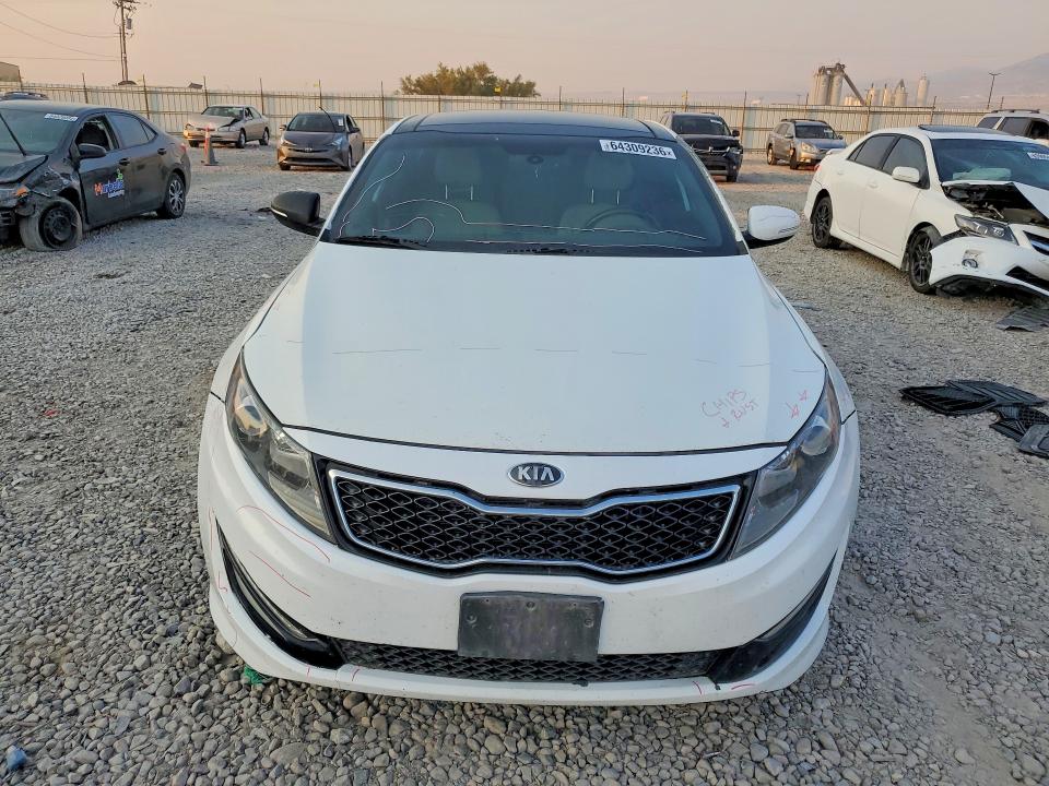 2013 Kia Optima მანქანა იყიდება აუქციონზე, vin: 5XXGR4A66DG206586, აუქციონის ნომერი: 64309236