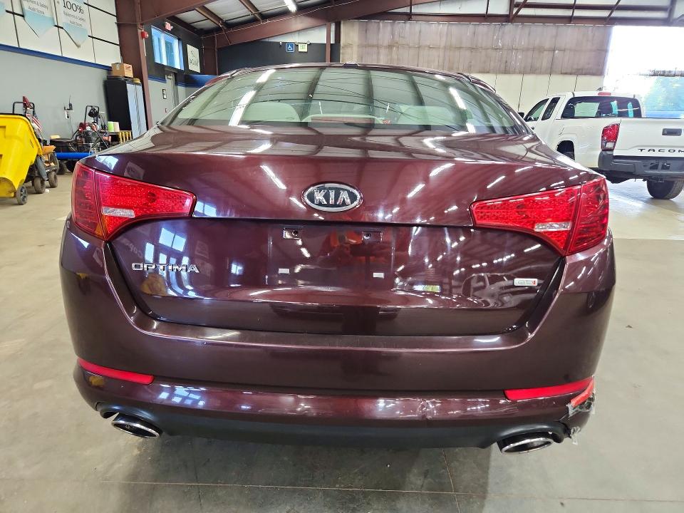 2012 Kia Optima მანქანა იყიდება აუქციონზე, vin: 5XXGM4A75CG025551, აუქციონის ნომერი: 66061406