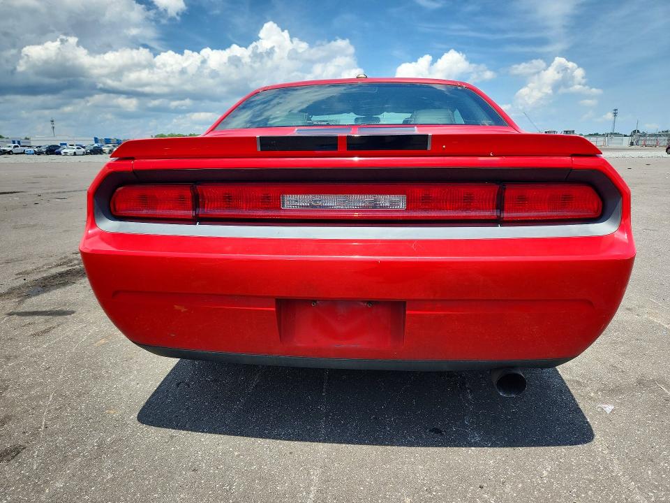 63639566 :رقم المزاد ، 2B3CJ4DV8AH160164 vin ، 2010 Dodge Challenger مزاد بيع