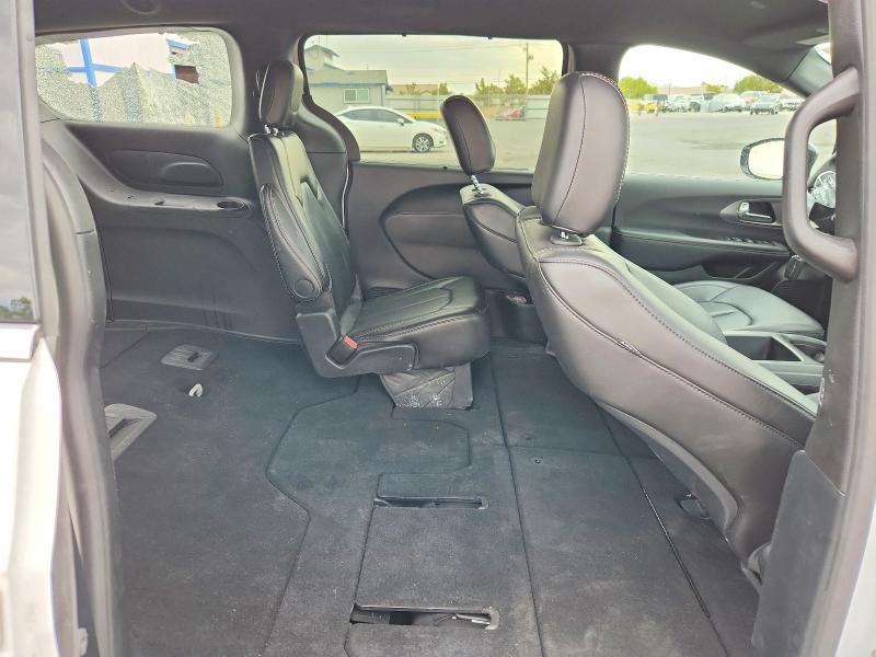 Продаж на аукціоні авто 2025 Chrysler Pacifica, vin: 2C4RC1BG7SR612462, номер лоту: 64121016