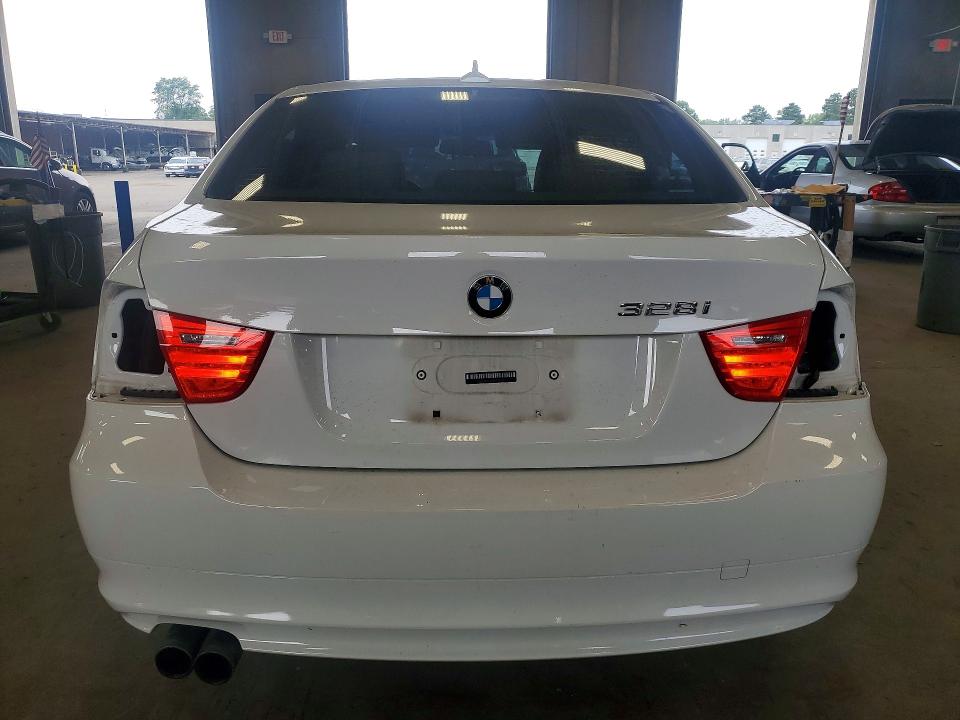 Продаж на аукціоні авто 2011 Bmw 328, vin: WBAPK7C5XBA971977, номер лоту: 64969136