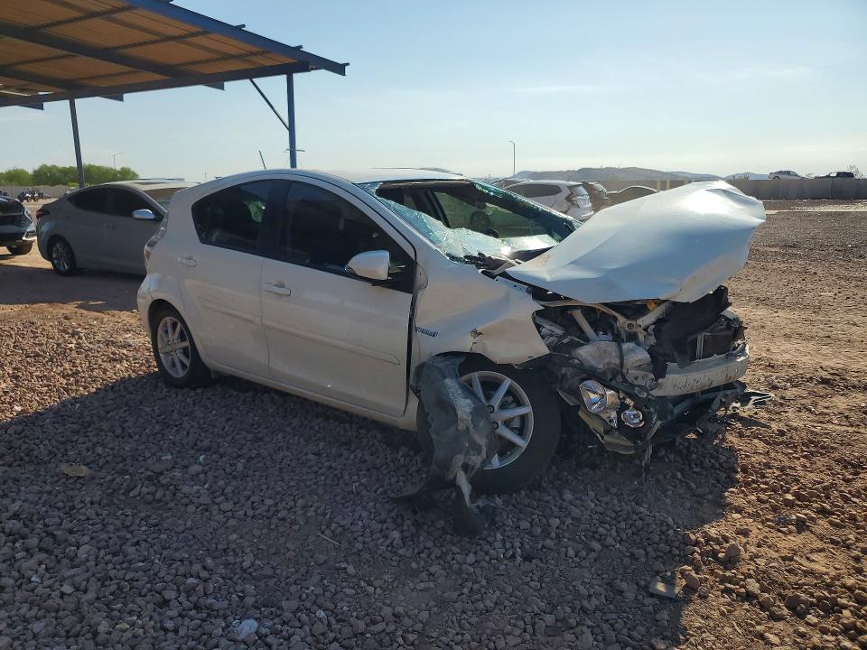2013 Toyota Prius C მანქანა იყიდება აუქციონზე, vin: JTDKDTB33D1543669, აუქციონის ნომერი: 64513806