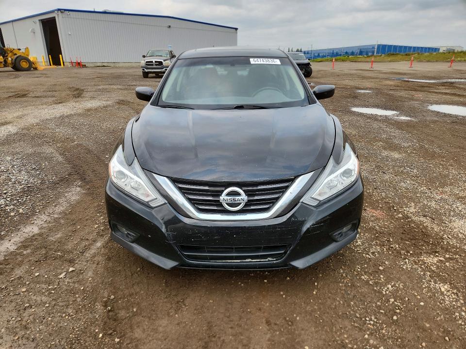 Auction sale of the 2017 Nissan Altima, vin: 1N4AL3AP3HN304291, lot number: 64743836
