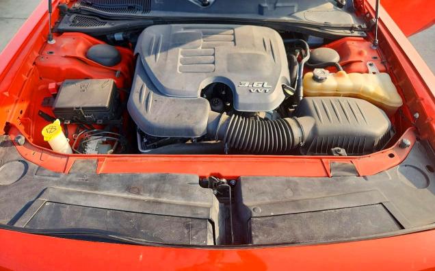 63371086 :رقم المزاد ، 2C3CDZJG2KH596300 vin ، 2019 Dodge Challenger مزاد بيع