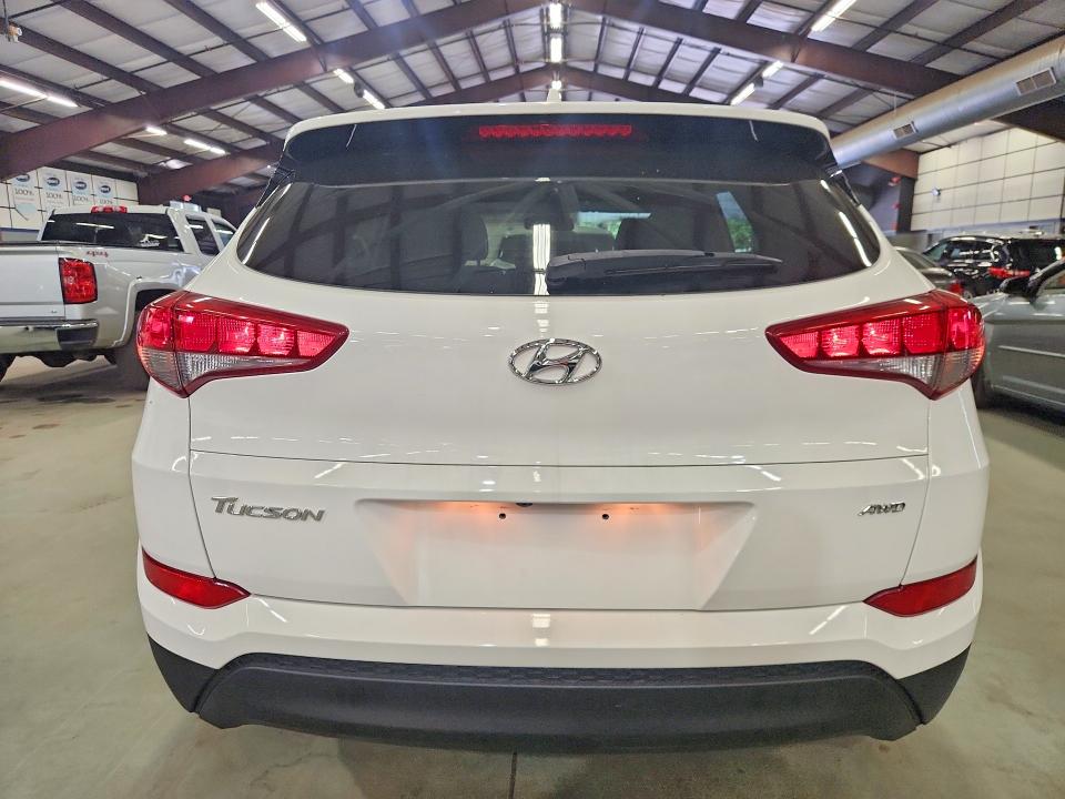 64725336 :رقم المزاد ، KM8J3CA48JU674482 vin ، 2018 Hyundai Tucson مزاد بيع