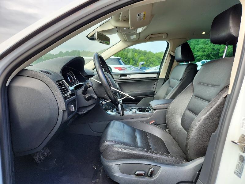 Aukcja sprzedaży 2016 Volkswagen Touareg, vin: WVGEF9BP9GD006400, numer aukcji: 63783556