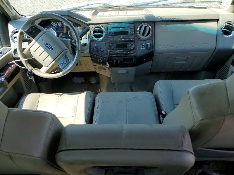63437486 :رقم المزاد ، 1FTWX31RX8EA32117 vin ، 2008 Ford F350 مزاد بيع