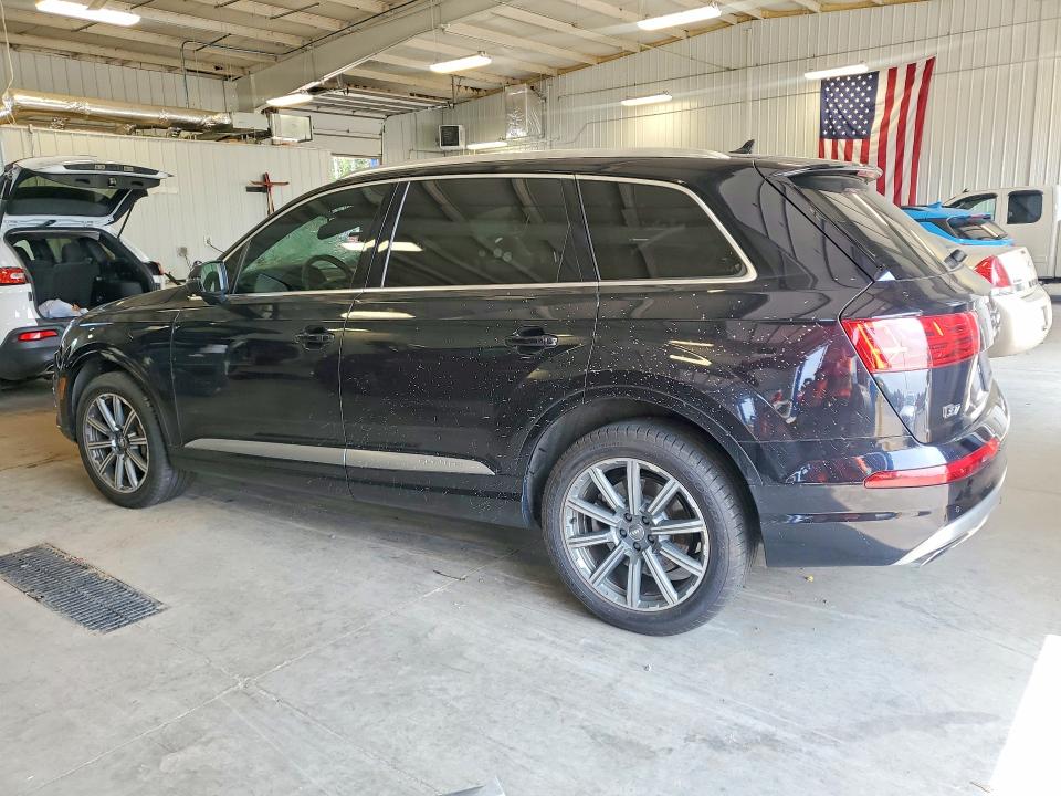 Продажа на аукционе авто 2018 Audi Q7, vin: WA1VAAF76JD024031, номер лота: 63902836