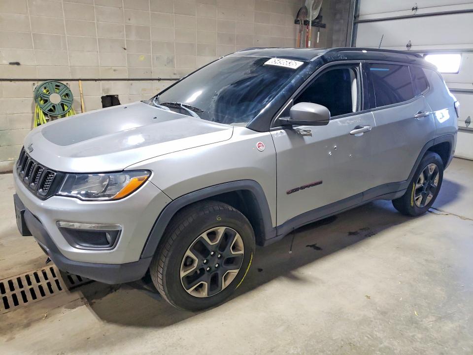 2018 Jeep Compass მანქანა იყიდება აუქციონზე, vin: 3C4NJDDB9JT207349, აუქციონის ნომერი: 65496836