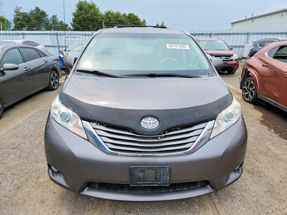 Продажа на аукционе авто 2013 Toyota Sienna, vin: 5TDYK3DC1DS281814, номер лота: 64781896