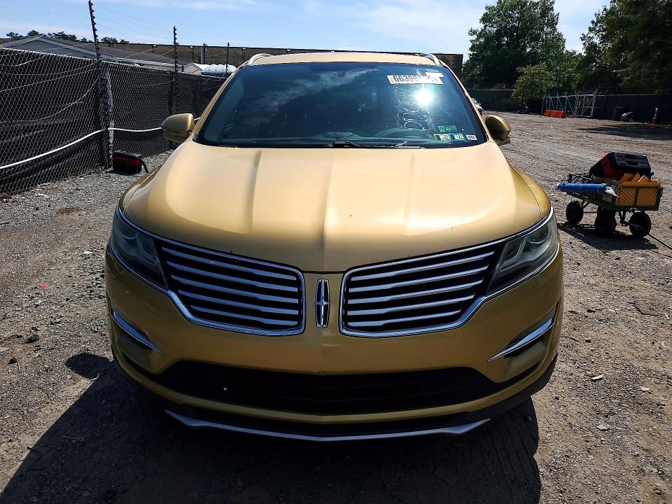66396526 :رقم المزاد ، 5LMCJ1A97FUJ10941 vin ، 2015 Lincoln Mkc مزاد بيع