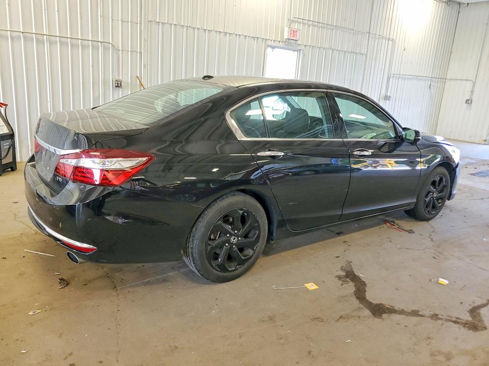Продаж на аукціоні авто 2017 Honda Accord, vin: 1HGCR3F80HA020810, номер лоту: 65868536