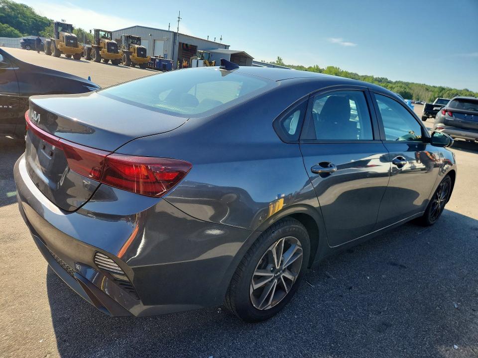 Продажа на аукционе авто 2023 Kia Forte, vin: 3KPF24AD4PE587818, номер лота: 64045686