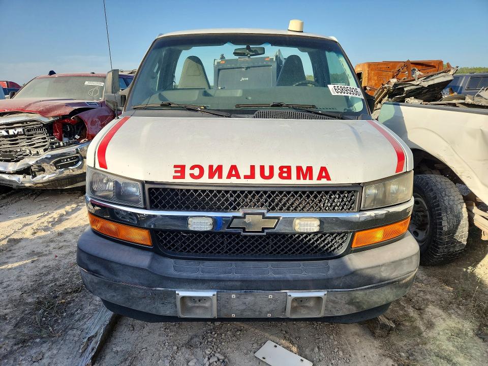 65895936 :رقم المزاد ، 1HA3GRCGXHN006226 vin ، 2017 Chevrolet Express G3500 مزاد بيع